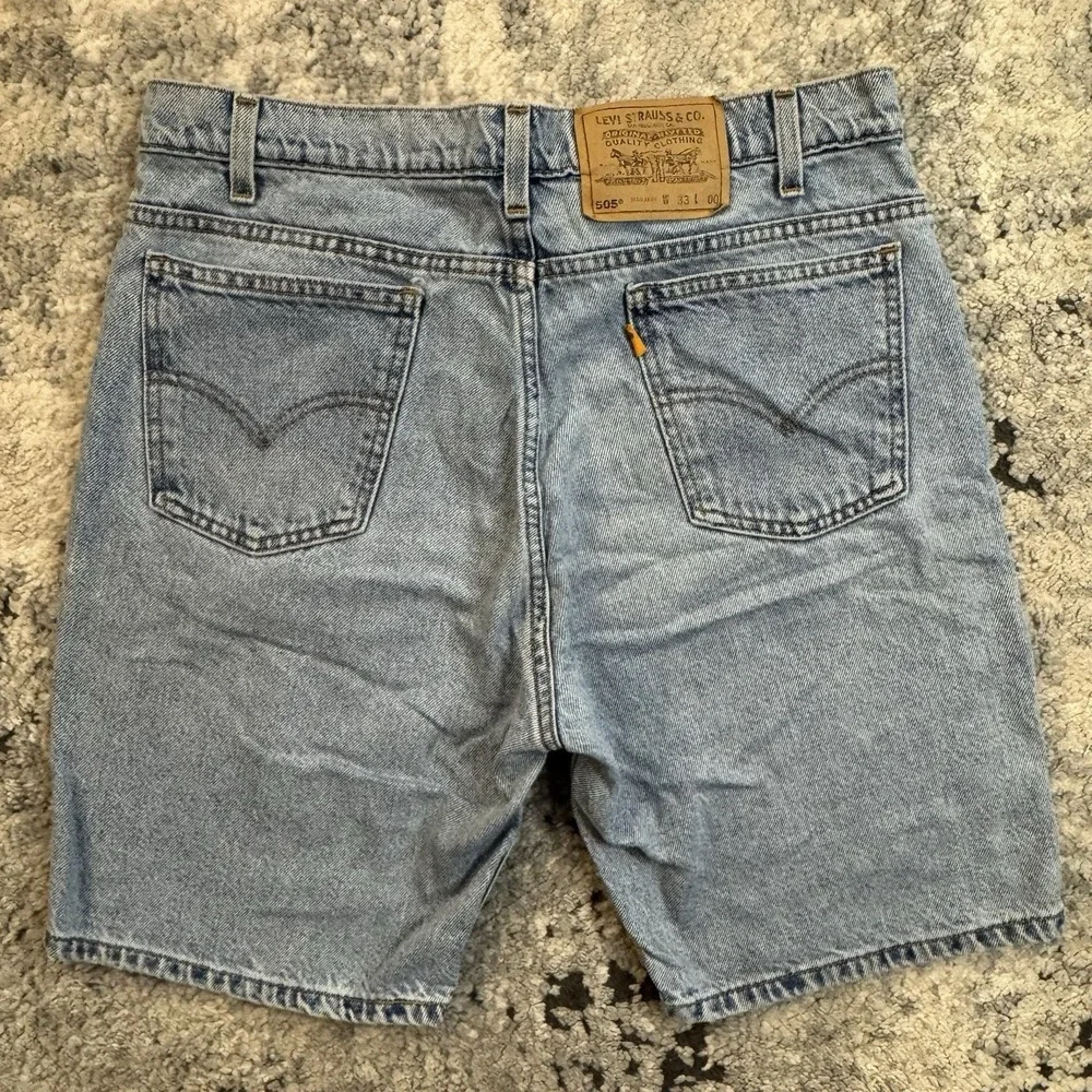 Vintage Levi's 505 Regular Fit Denim Shorts Men's Size 33 Light Wash Made in USA